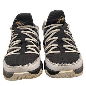 Nike LeBron 17 Shoes Low Men’s Size 11 Metallic Gold‎ Black White CD5007-101